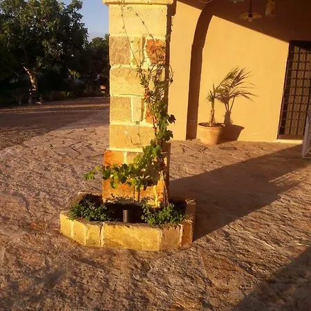 Masseria Mattiani بيت للعطل Campi Salentina